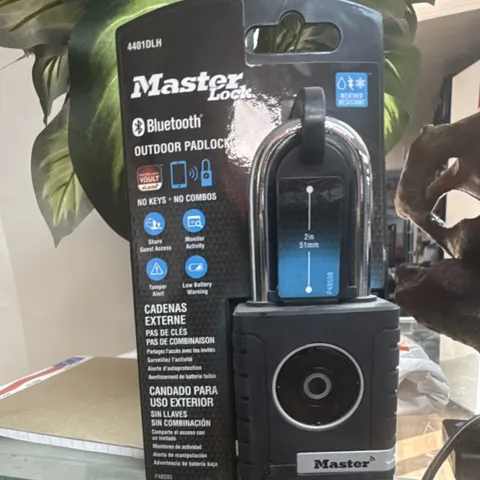 Master Lock 4401DLH Bluetooth Outdoor Digital Padlock, Weather Resistant, Black