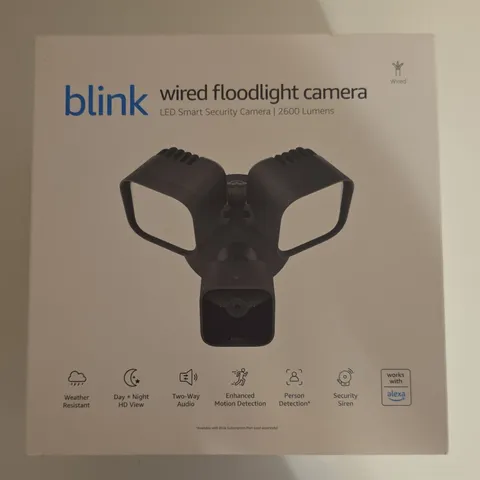 Blink - Wired Floodlight Camera - Smart security camera, 2600 lumens, HD live...