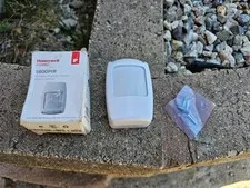 Honeywell 5800PIR Wireless Passive Infrared Motion Sensor Never Used DESCRIPTION