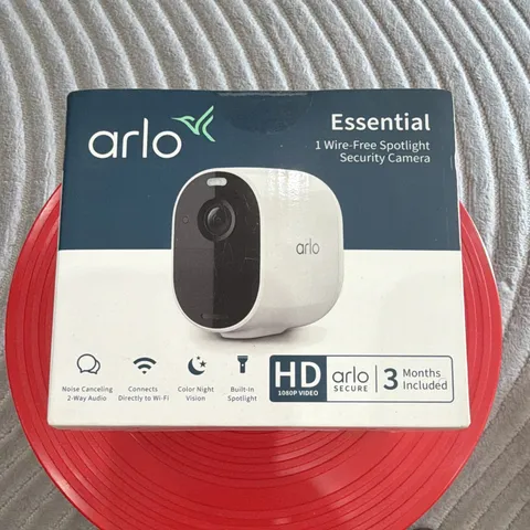 Arlo Essential Wire-Free Spotlight Camera 1080p Color Night Vision Wi-Fi VMC2030