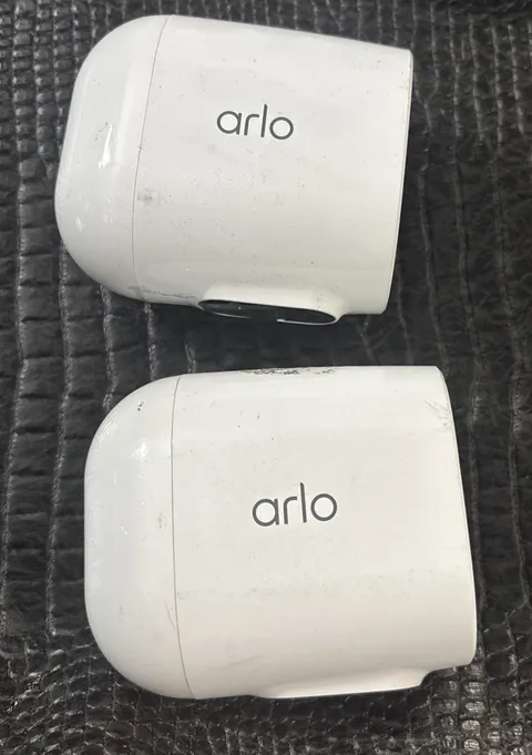 Netgear Arlo Essential VMC2030 Spotlight Single Wireless Indoor/Outdoor Camera
