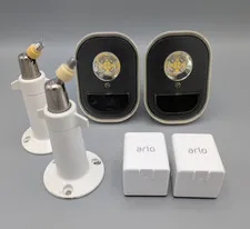 Netgear ARLO AL1101 Add-On Smart Security Lights with Batteries, Mounts Untested