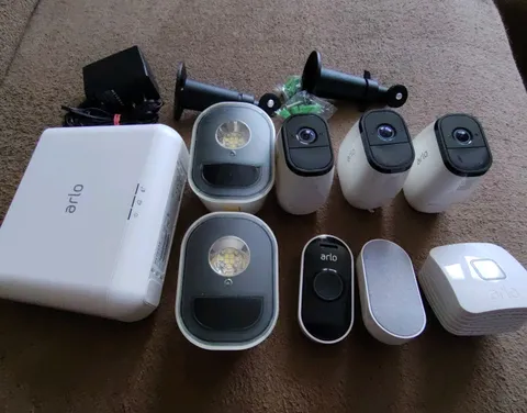 Arlo Pro Wireless Security Camera System Lot with VMB4000 Base Station Doorbell 