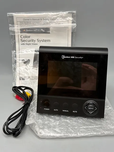 *PARTS OR REPAIR* Bunker Hill 60565 Color Security System Monitor