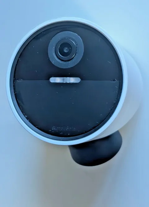 SimpliSafe Wireless Outdoor Security Camera 1080p 2-Way Audio CMOB1 (CM0B1)