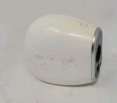 NETGEAR Arlo 1080p Wireless Wi-Fi Indoor/Outdoor Weatherproof Night Vision Cam
