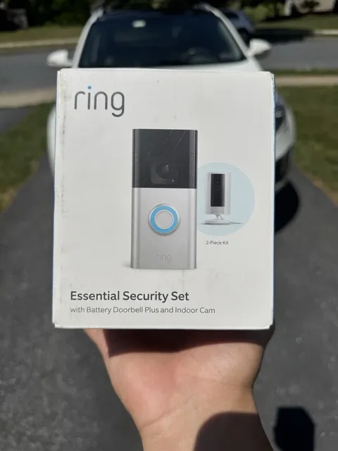 New & Sealed Ring Essential Security Kit with Battery Doorbell Plus & Indoor Cam