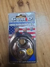 GUARD SECURITY 242 COMMERCIAL GRADE HARDENED STEEL SHACKLE