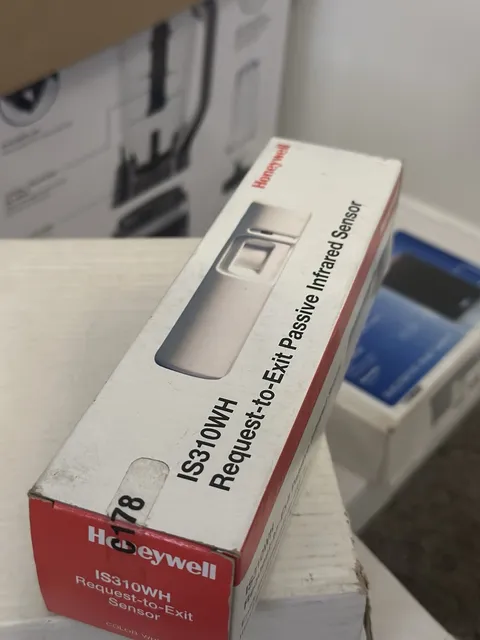 Honeywell IS310WH Passive Infrared Sensor for Request-to-Exit
