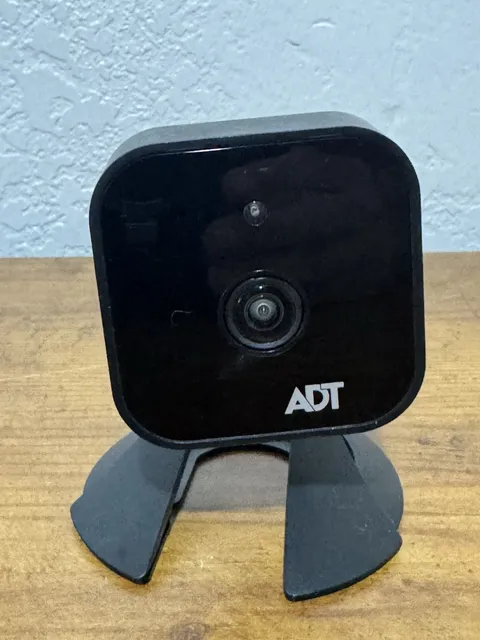 ADT Wireless Network Camera 720P HD Model # (RC8326) Camera Only Untested