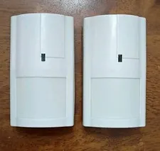 DSC WS4904P 2 PACK Wireless Pet Immune PIR Motion Sensor, w/ Battery 