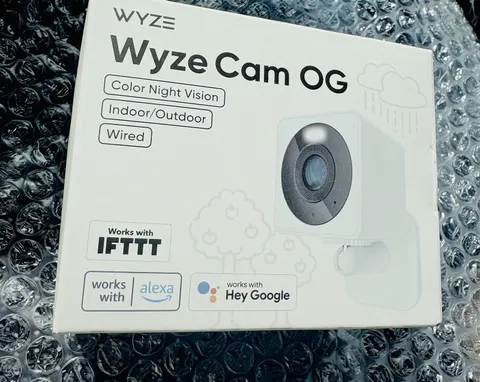 Wyze Cam OG Indoor/Outdoor 1080p Wi-Fi Smart Home Security Camera (2) Cams New