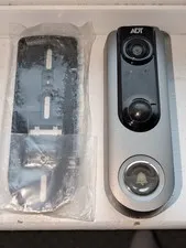 ADT Wireless Indoor/Outdoor Doorbell Camera (DBC835) Untested w/ base