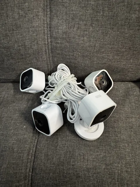 X4 Blink Mini Indoor Plug-In 1080 HD Smart Security Camera BCM00300U Tested
