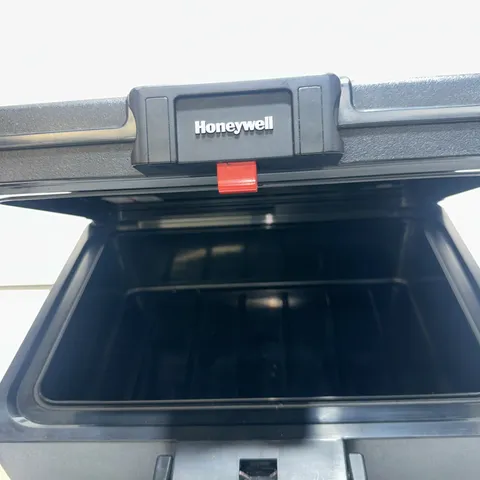 Honeywell Fire Water Safe Chest .24 cu ft 811533 open box Not key 🔑 