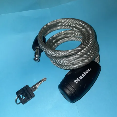 Master Lock Cable Lock   5/16'' X 5 FT  Keyed, USED