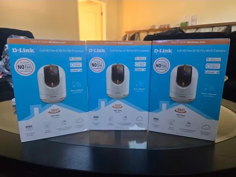 D-Link DCS-8526LH Wi-Fi Security Camera Unopened Set Of 3