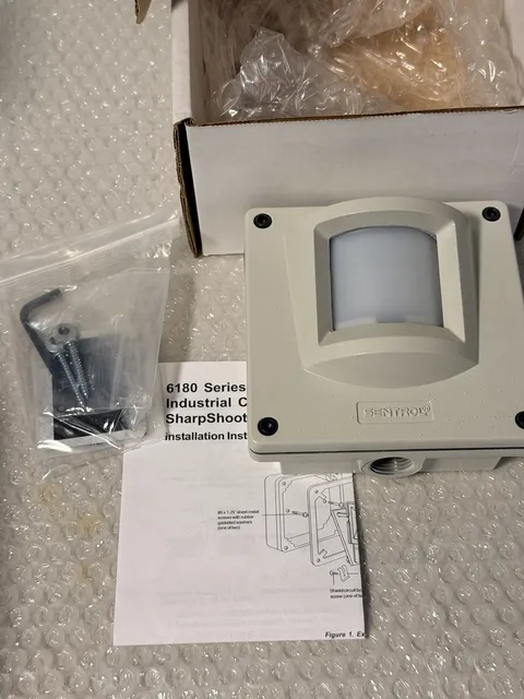 Sentrol 6180 Series SharpShooter PIR Motion Sensor New Open Box