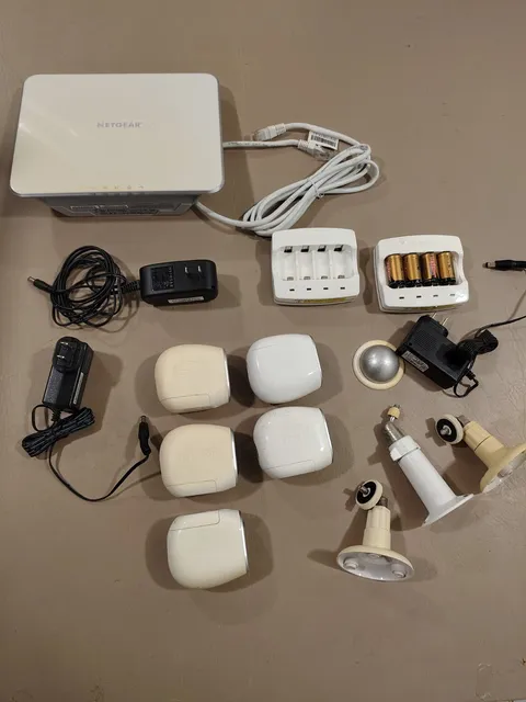 Lot of UNTESTED Netgear Arlo Cameras Charger Base Station Add Ons