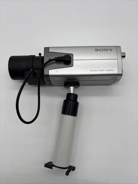Sony SSC-DC374 Color Video Camera w/ Tamron 2.8-12mm 1:14 Aspherical