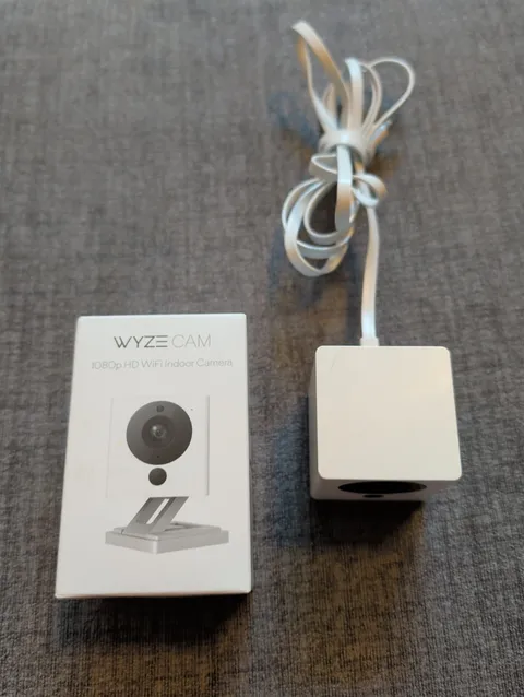 Lot of 2 Wyze Cam v2 1080p HD WiFi Indoor Security Cameras 1 New 1 Used