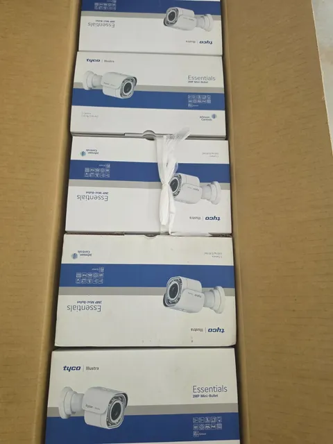 Tyco IES02-B10-BI04 Illustra Essentials Gen4 IR Bullet Camera 2.8mm 2MP White