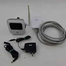 ADT OC810-ADT Wi-Fi Outdoor Surveillance Camera D-Link DHP-600AV White Kit