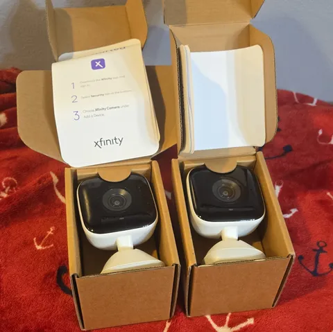 Xfinity SCHC3AE0 IP Wi-Fi Wireless 1080p Indoor Cameras 2-Pack W/B