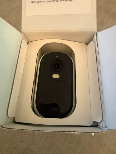 (Lot of 4) Arlo Essential Outdoor Camera VMC2050-1WMNAS Gen 2 in Box