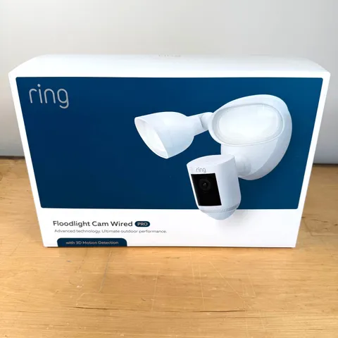 New Ring Floodlight Cam Wired Pro 2nd Gen Retinal 4K- White - SEALED