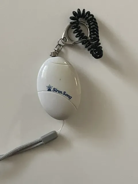 Siren Song Personal Security Keychain Alarm White Batteries Included Open Box