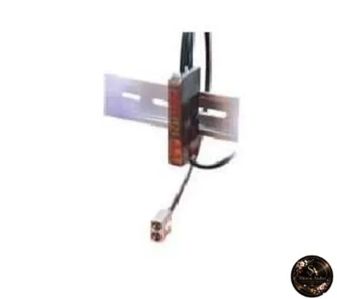 OMRON E3X-CN11 - 3-wire 2m main connector for reduced wiring.