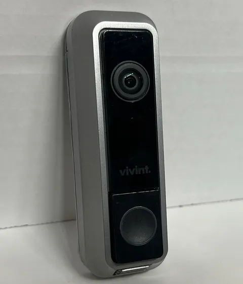 Vivint Doorbell Camera Pro Gen 2 VS-DBC350-WHT Smart Video Doorbell New