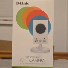 D-Link HD Wi-Fi IP Indoor Camera SAGE by Hughes Day/Night Motion microSD White