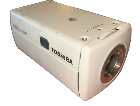 Toshiba - Indoor CCD Color Video Surveillance Camera IK-6420A.       P6