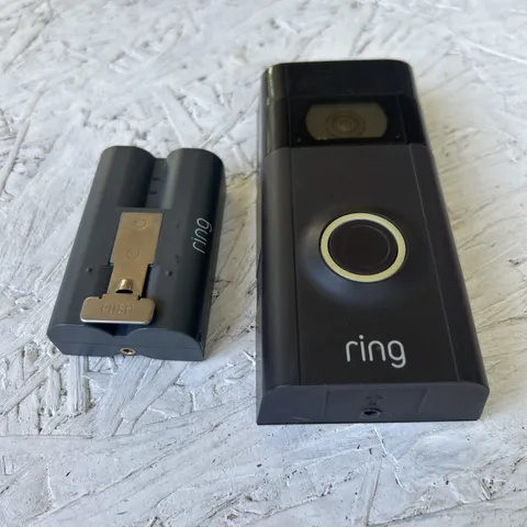 ring video doorbell 2 With Battery *For Parts Read* 8VR1S7 - 0ENO