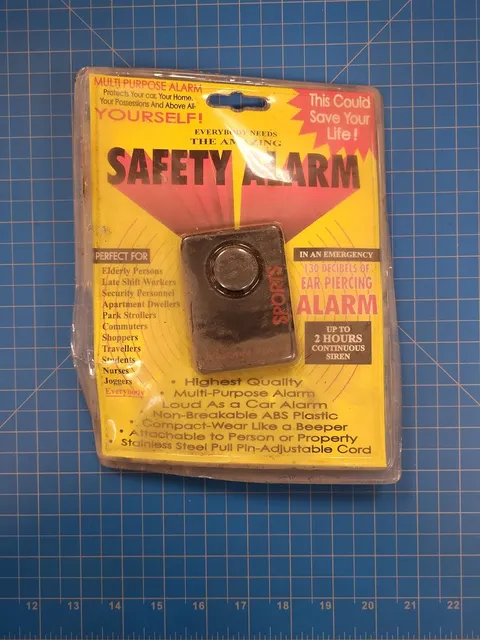 Personal Safety Alarm 130dB Siren Emergency Body Alarm Sports Security Pull Pin
