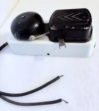 Vintage Alarm Bell with 1 Ringer 2 1/2" bell   powered by 4 D-cell batteries