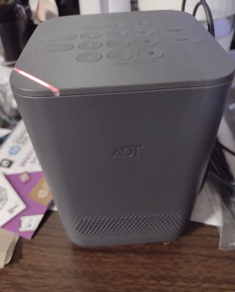 Blue by ADT - Gray Smart Home Hub (S40LR0-01) - Used