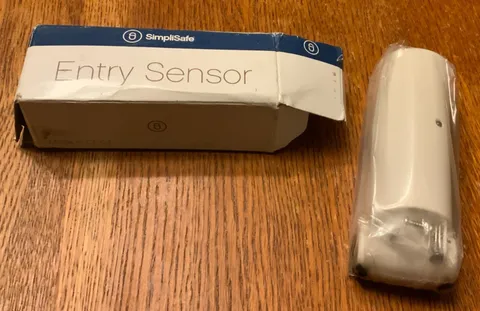 SimpliSafe Entry Sensor, Model# 54WGL, Color White, New With Box
