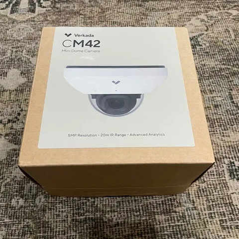 Verkada CM42 Mini Dome Camera 5MP 20m IR Advanced Analytics Security Cam
