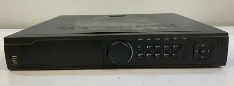 LTS platinum professional  LTN8832-P16 32 CH, 16 POE for parts only NS Y1D