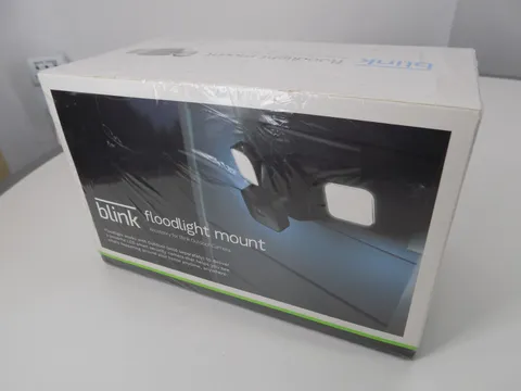 Blink Outdoor Wireless (Battery opp) Floodlight with Mount (no camera included)