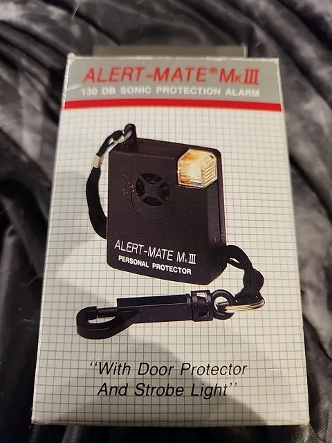 ALERT-MATE Mk III 130 DB protection Alarm VINTAGE