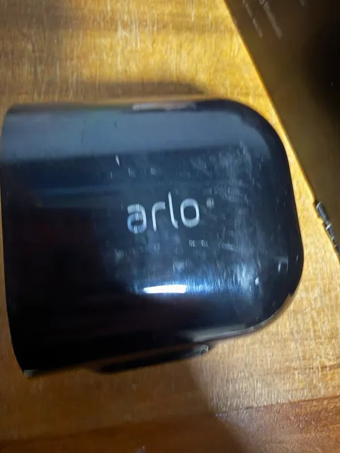 Arlo Pro 3 VMC4040P 2K Wireless Wi-Fi Indoor/Outdoor Night Vision Battery White