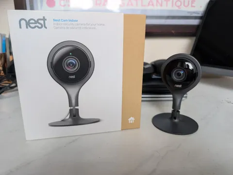 Google Nest Cam Indoor NC1102ES In box 1080p Security Camera