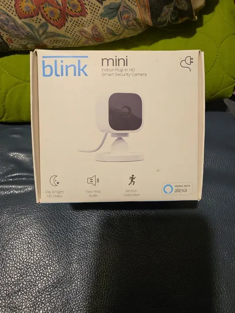Blink Mini Indoor Plug-In Live HD Smart Security Camera (New in Box)
