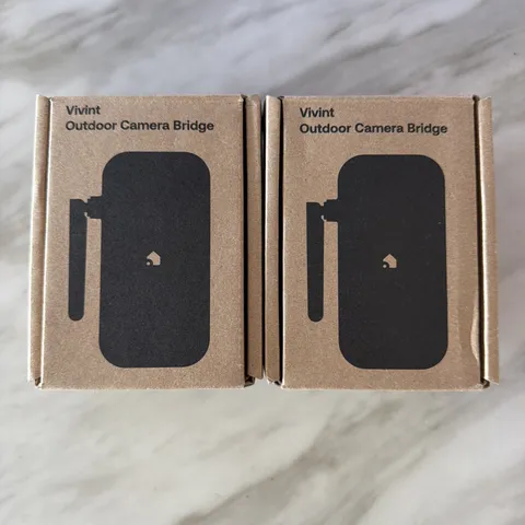 Vivint Outdoor Camera Bridge Wireless Outdoor/Weatherproof IP System, White