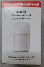 Honeywell IS3035 Hardwired Pet Friendly Motion Sensor, 12-17m Range