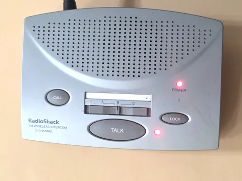 Radio Shack 3-Channel FM Wireless Intercom  Unit Home System 43-3105